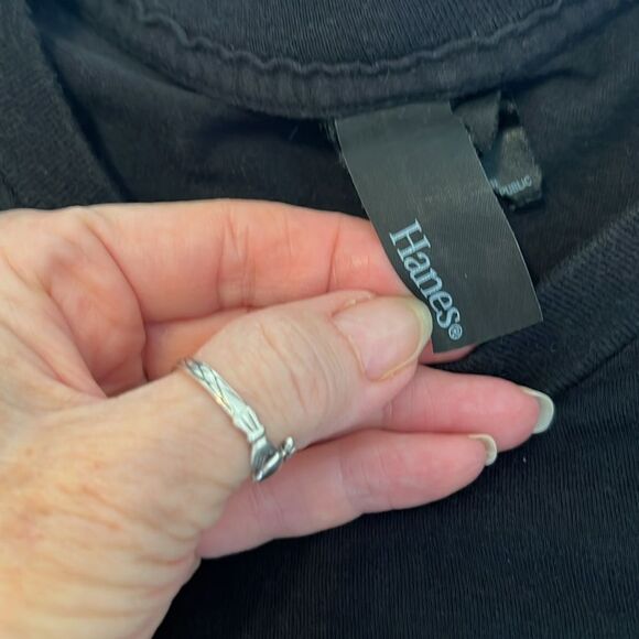 Hanes Moody Blues live in Vegas size large  short sleeve concert tshirt EUC - Picture 5 of 10